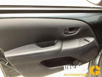 Peugeot 108 108, Hatchback, 2014 1.0 12V picture 15