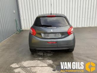 Sloopauto Peugeot 208 208 I (CA/CC/CK/CL), Hatchback, 2012 / 2019 1.2 Vti 12V PureTech 82 2014/10