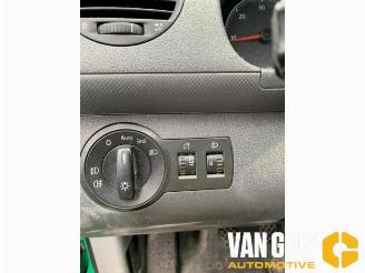 Volkswagen Caddy Caddy III (2KA,2KH,2CA,2CH), Van, 2004 / 2015 1.9 TDI picture 22