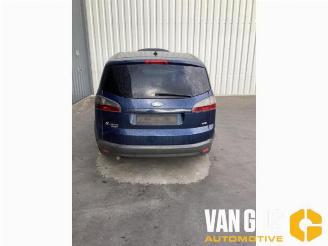 Ford S-Max  picture 3