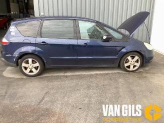Ford S-Max  picture 6