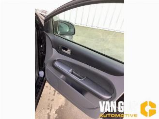 Ford Focus Focus 2, Hatchback, 2004 / 2012 1.6 16V picture 9