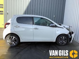 Peugeot 108 108, Hatchback, 2014 1.0 12V picture 7