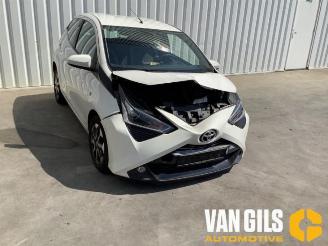 Toyota Aygo Aygo (B40), Hatchback, 2014 1.0 12V VVT-i picture 6