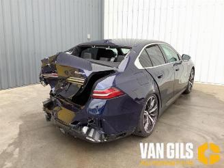 BMW 5-serie 5 serie (G60), Sedan, 2023 530e 2.0 TwinPower Turbo 16V picture 5