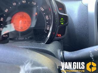 Toyota Aygo Aygo (B40), Hatchback, 2014 1.0 12V VVT-i picture 17