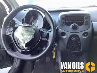 Toyota Aygo Aygo (B40), Hatchback, 2014 1.0 12V VVT-i picture 16