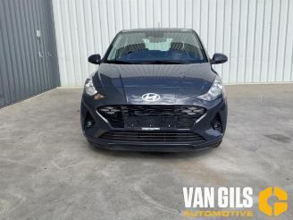 Coche siniestrado Hyundai I-10 i10, Hatchback, 2019 1.0 12V 2023/11
