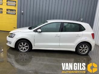 rozbiórka samochody osobowe Volkswagen Polo Polo V (6R), Hatchback, 2009 / 2017 1.2 TDI 12V BlueMotion 2010/9