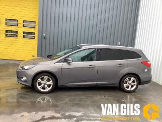 Salvage car Ford Focus Focus 3 Wagon, Combi, 2010 / 2020 1.0 Ti-VCT EcoBoost 12V 125 2012/12