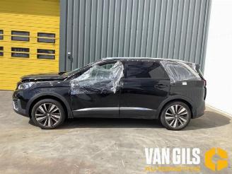 Salvage car Peugeot 5008 5008 II (M4/MC/MJ/MR), MPV, 2016 / 2024 1.2 12V e-THP PureTech 130 2018/6
