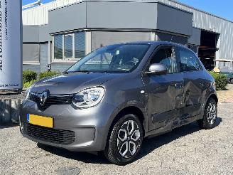 Auto incidentate Renault Twingo Z.E. R80 Collection 2022/12