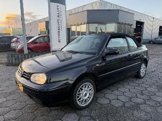 krockskadad bil auto Volkswagen Golf Cabriolet 1.8 Trendline 1998/1