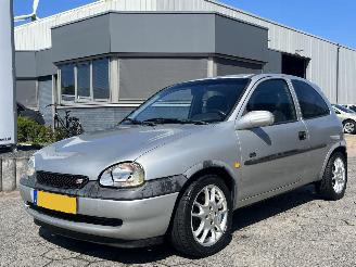 Voiture accidenté Opel Corsa 1.6i-16V GSi Cool 1999/10