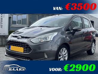 krockskadad bil auto Ford B-Max 1.5 TDCI 2015/4