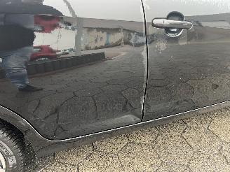 Peugeot 108 1.0 e-VTi Envy picture 9