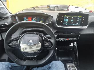 Peugeot e-208 EV Allure Pack 50 kWh picture 13