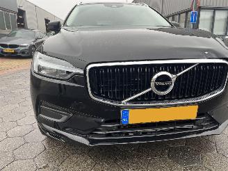 Volvo Xc-60 2.0 B4 Momentum Advantage AUTOMAAT picture 9