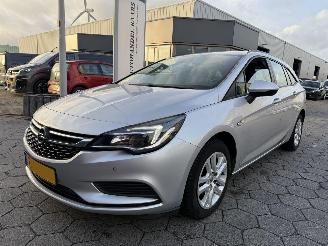 Avarii autoturisme Opel Astra Sports Tourer 1.0 2018/8