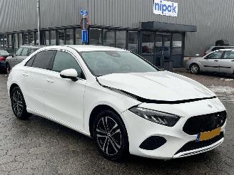 Mercedes A-klasse 180 Star Edition AUTOMAAT picture 3