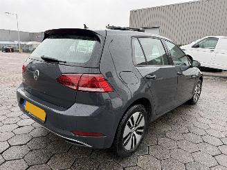 Volkswagen e-Golf E-DITION picture 4