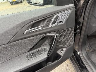 BMW X1 XDRIVE25E picture 11