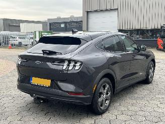 Ford Mustang Mach-E Extended RWD 98 kWh picture 4