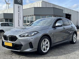 skadebil auto BMW 1-serie 120 2025/2