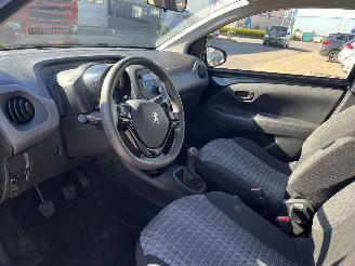 Peugeot 108 1.0 e-VTi Active picture 13