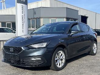 Schadeauto Seat Leon 2.0 TDI 2020/12