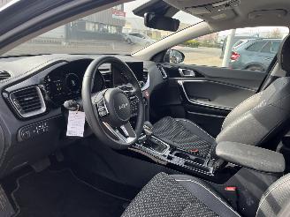 Kia Ceed Sportswagon 1.5 T-GDi DynamicPlusLine AUTOMAAT picture 13