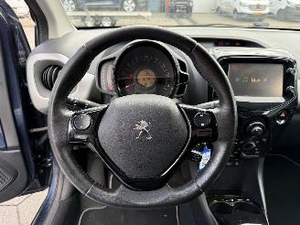 Peugeot 108 1.0 e-VTi Allure picture 17