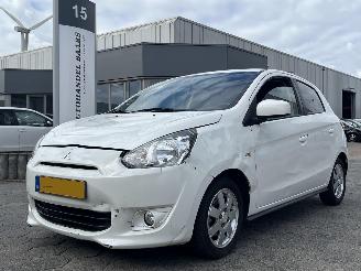 Schadeauto Mitsubishi Space-star 1.0 Bright 2015/7