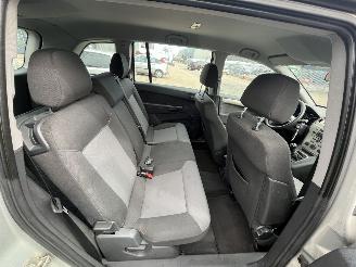 Opel Zafira 1.6 Temptation picture 11
