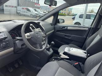Opel Zafira 1.6 Temptation picture 14