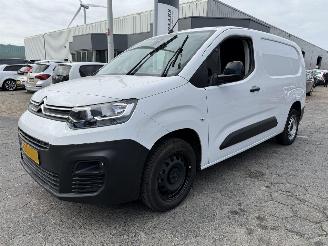 Schade bestelwagen Citroën Berlingo 1.5 BlueHDi 100 S&S L2 2023/10