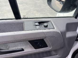 Volkswagen Crafter 35 2.0 TDI L3H2 Highline picture 16