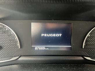 Peugeot 208 1.2 PureTech Active picture 17