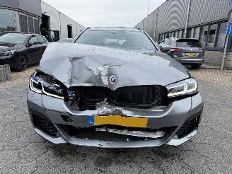 BMW 5-serie Touring 530e Business Edition Plus picture 2