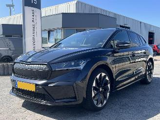 Damaged car Skoda Enyaq iV 60 Sportline 2021/8