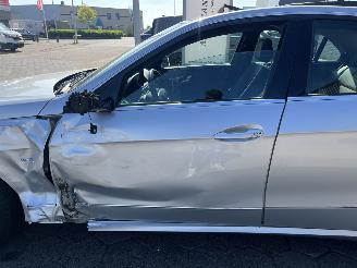 Mercedes E-klasse 300 CDI Avantgarde AUTOMAAT PANO picture 9