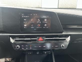 Kia Niro 1.6 GDi Hybrid ComfortLine picture 19