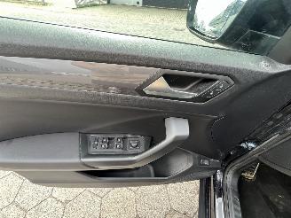 Volkswagen T-Roc 1.5 TSI Sport Business R AUTOMAAT picture 16