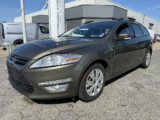 Vaurioauto  passenger cars Ford Mondeo Wagon 1.6 TDCi ECOnetic Trend Business 2011/8