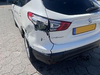 Nissan Qashqai 1.6 Tekna 17\" picture 9
