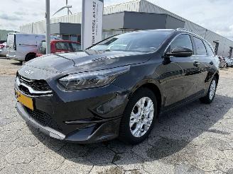 damaged passenger cars Kia Ceed Sportswagon 1.0 T-GDi DynamicPlusLine 2022/8