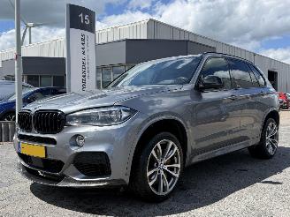 Schadeauto BMW X5 M50d 2015/1