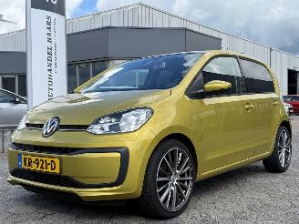 krockskadad bil auto Volkswagen Up! 1.0 BMT move up! 2016/11