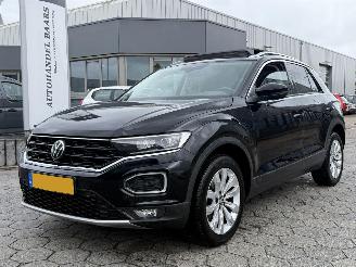 krockskadad bil auto Volkswagen T-Roc 1.0 TSI Style Business 2022/1