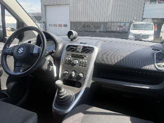 Suzuki Splash 1.0 VVT Exclusive picture 12